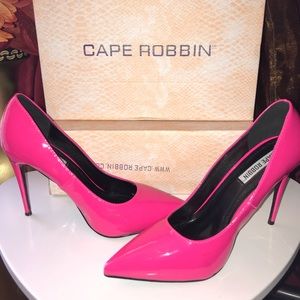 Cape Robbin- Barbie Pink Pump